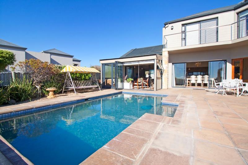 4 Bedroom Property for Sale in Stonehaven Estate Western Cape